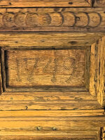 Hochzeitstruhe mit Messerintarsien